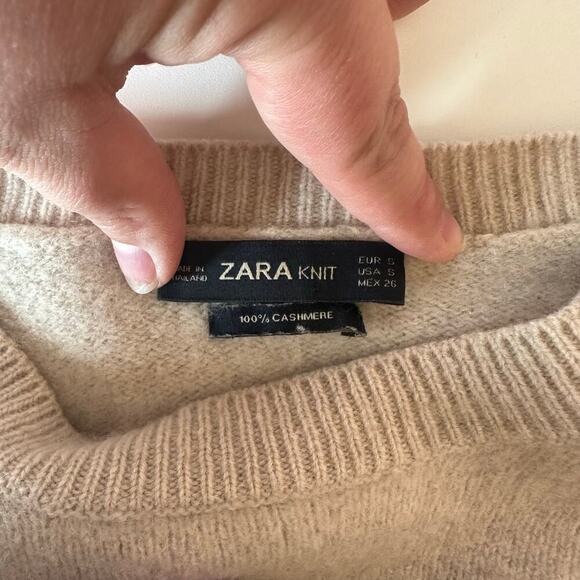 Zara Knit Pullover Sweater Size S 100% Cashmere light Tan Winter Cozy Old Money - Picture 3 of 6